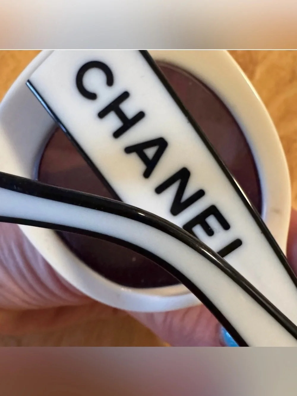 Chanel White Oval Sunglasses CC Logo Frame Made in Italy - Picture 4 of 7